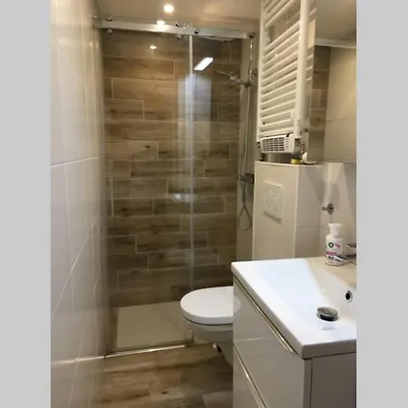 A Proche De Colmar Et Kaysergberg.