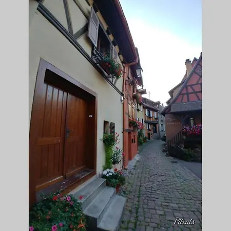 A Proche De Colmar Et Kaysergberg.